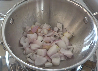 onion for 10 minute quick sambar recipe