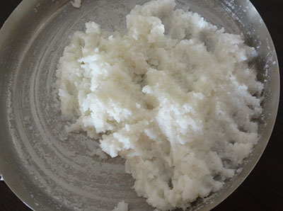 mashed rice for akki rotti or rice roti using leftover rice