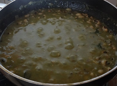 boiling alasande kalu gojju or lobia curry