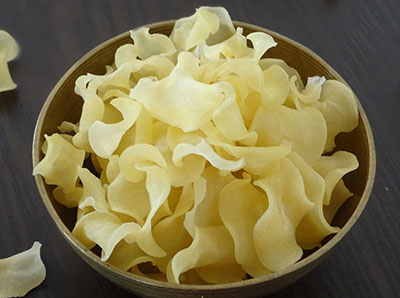 sun dried potato slices for sun dried potato chips or aloo chips