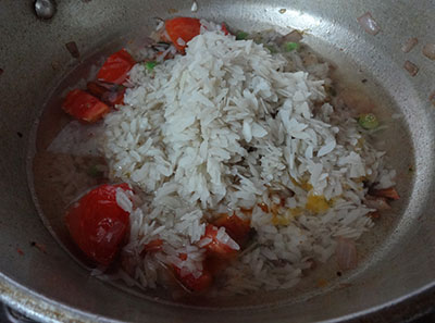 rinsed beaten rice for avalakki bisi bele bath