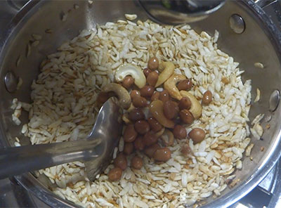 roasted beaten rice for avalakki boondi or avalakki sweet snacks