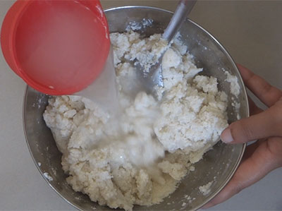 turmeric powder and asafoetida for avalakki paddu or poha appe or aval paniyaram