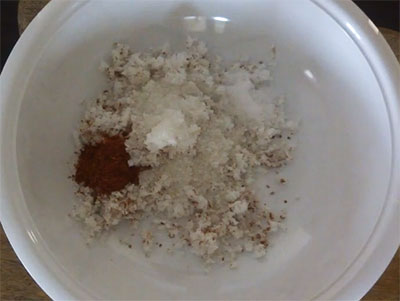 rasam powder, salt and sugar for masale avalakki or spicy poha