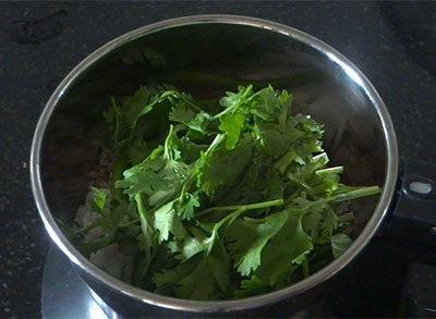 coriander leaves for avarekalu usli or avrekalu palya