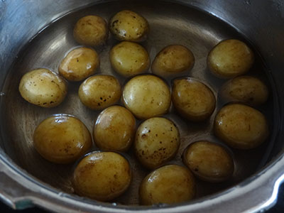 cooking baby potato for baby potato snacks or baby potato fry