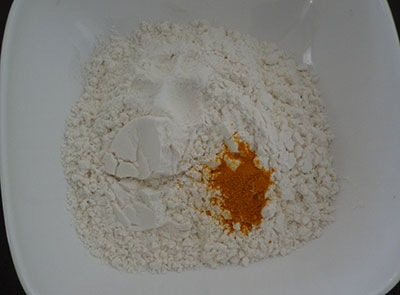 flour and salt for bele holige or bele obbattu