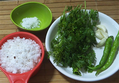 ingredients bellulli hasi khara mandakki or garlic churumuri