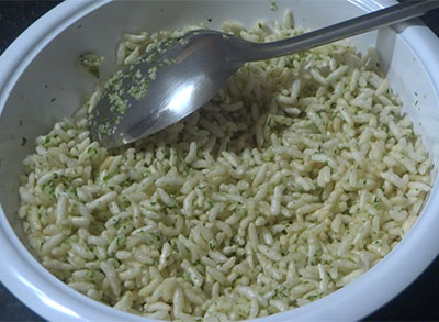 Mix and serve bellulli hasi khara mandakki or garlic churumuri