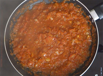 cooking bendekai gojju or bhindi curry