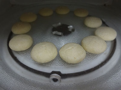 baking benne biscuit or butter cookies in oven