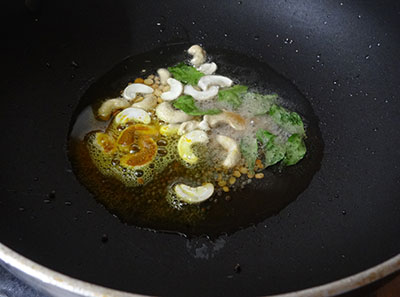 turmeric and asafoetida for cabbage rice or kosu ricebath