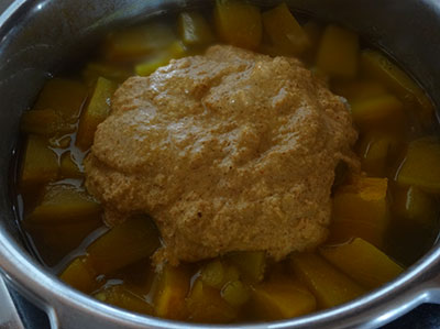 ground masala for pumpkin sambar or chinikayi sambar