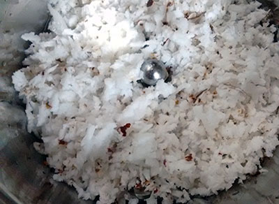 fresh grated coconut for coconut chutney