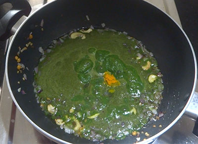 turmeric powder for coriander rice recipe or kottambari soppu rice