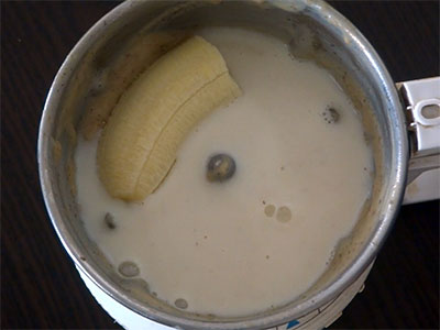 banana for dates milkshake or karjoora milkshake