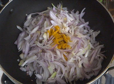 turmeric and hing for eerulli palya or onion stir fry