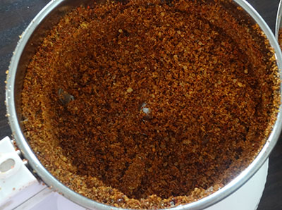 dry grinding agase chutney pudi or flax seeds chutney powder