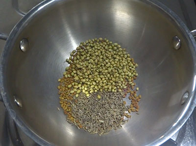 cumin and coriander seeds for garlic pickle or bellulli uppinakayi