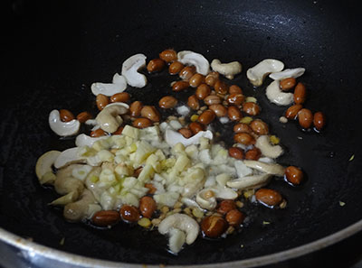 finely chopped garlic for garlic rice