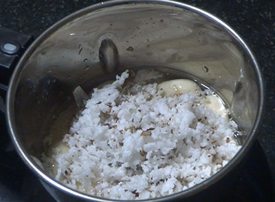 coconut for gasagase haalu or poppy seeds milk