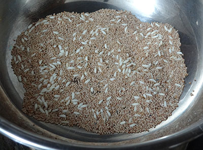 dry roasting poppy seeds and rice for gasagase payasa or kheer
