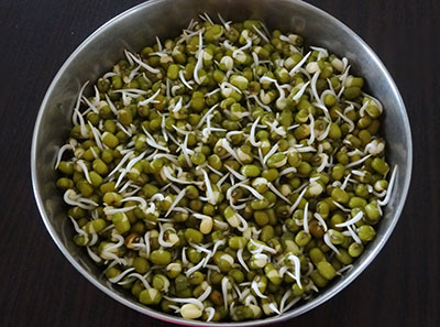 sprouts for hesaru kalu saaru or sprouts sambar