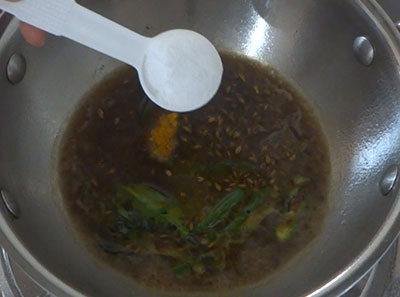 sesame seeds for hunase gojju or tamarind gojju