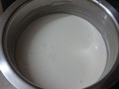 fermenting the batter for soft idli using idli rice