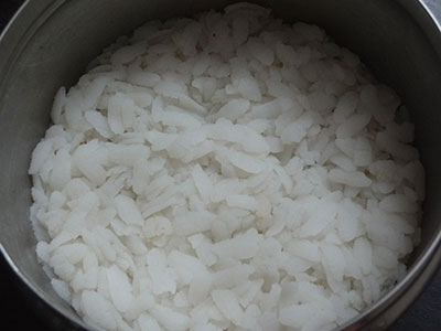 soak beaten rice for soft idli using idli rice