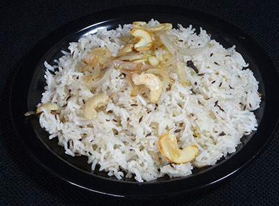 serve jeera rice with tomato sauce and pickle