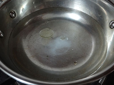 water and salt for jolada rotti or jowar bhakri