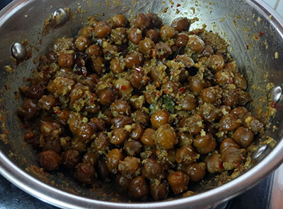 sweet and spicy kadle usli or chana sundal