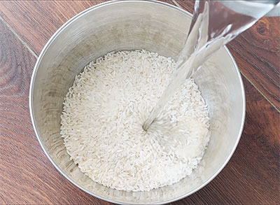 soaking rice for Kallangadi sippe dose or watermelon rind dosa recipe