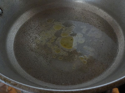 boil water for kayi kadubu or rice modak