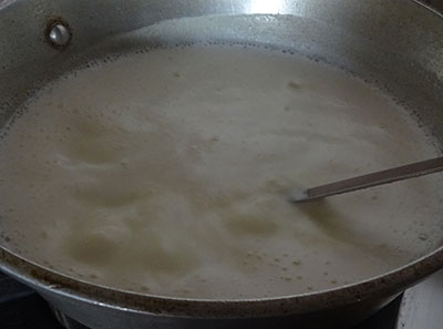 boiling milk for belgaum kunda or belgavi kunda