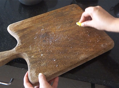 lemon peel to clean the chopping board