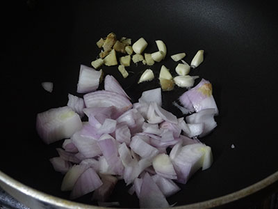 onion, ginger and garlic for masala puri