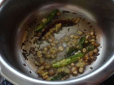 tempering for menthe soppina palle or methi dal