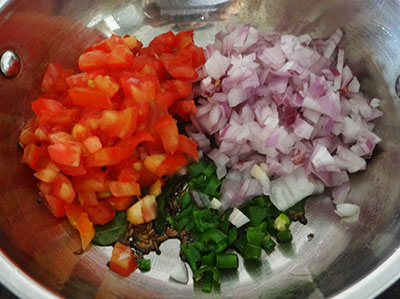 toamto, onion and green chili for nargis mandakki