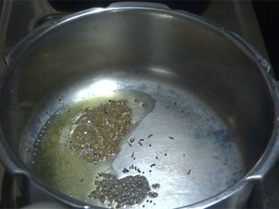 tempering for oats moong dal khichdi recipe