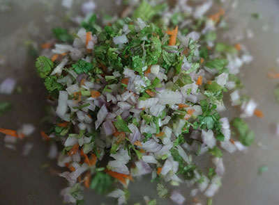 chopped vegetables for onion dosa or onion uttappam