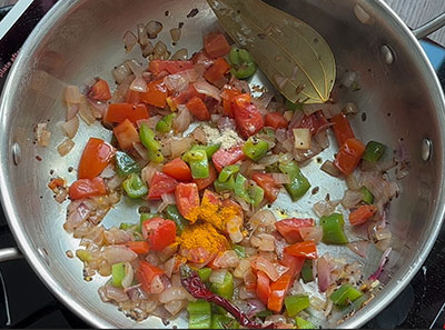 asafoetida and turmeric for palak siridhanya khichdi recipe