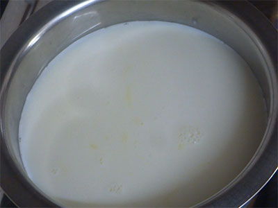 boiling milk for paneer bhurji recipe