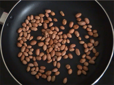 roasting peanuts for peanut chutney or shenga chutney or kadlekai chutney