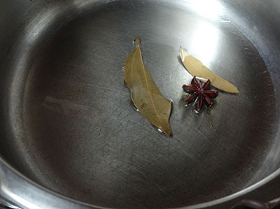 tempering for pudina pulao or pudina rice