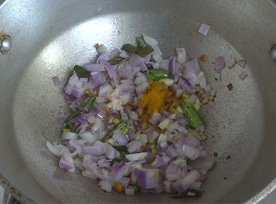 turmeric powder and hing for quinoa upma