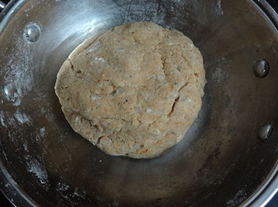 dough for radish paratha or mullangi paratha
