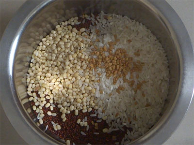 rice and dal for ragi dosa or ragi dose