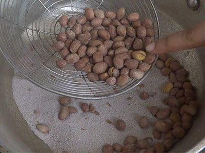 roasted peanuts for home made salted kadelkai or shenga